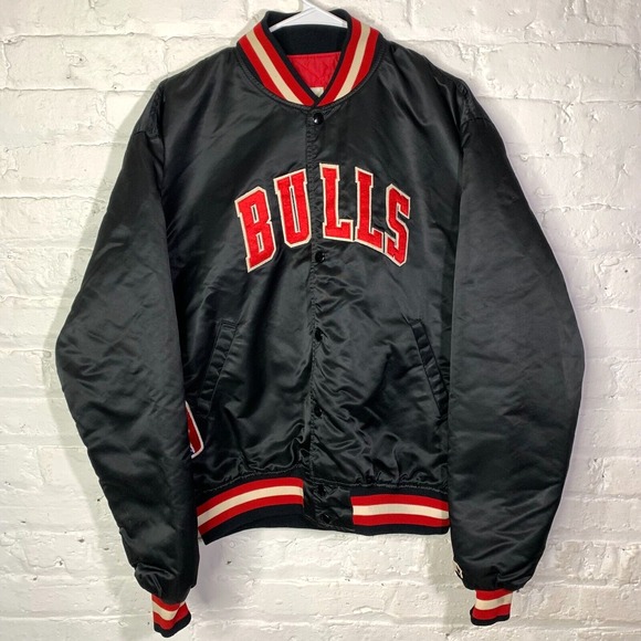 Vintage Chicago Bulls 80s STARTER Jacket #23 Satin Snap Bomber NBA‎ Black Red XL